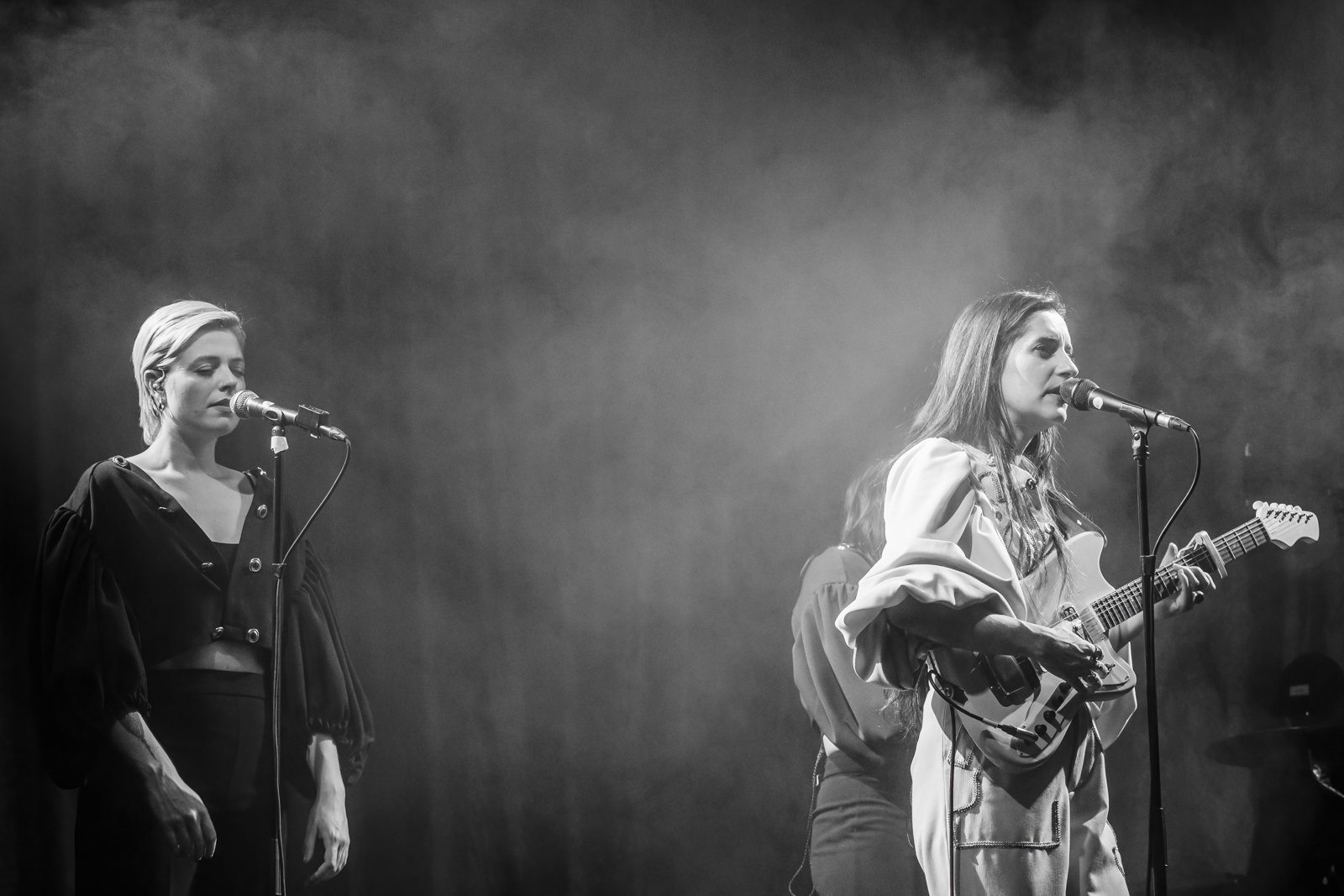 Eefje De Visser (Pitou as support act) Live @ De Roma, picture 17, photographed by Paul Jongeneelen - FrontView Magazine