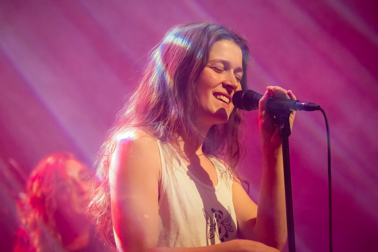 Eefje De Visser (Pitou as support act) Live @ De Roma, picture 24, photographed by Paul Jongeneelen - FrontView Magazine