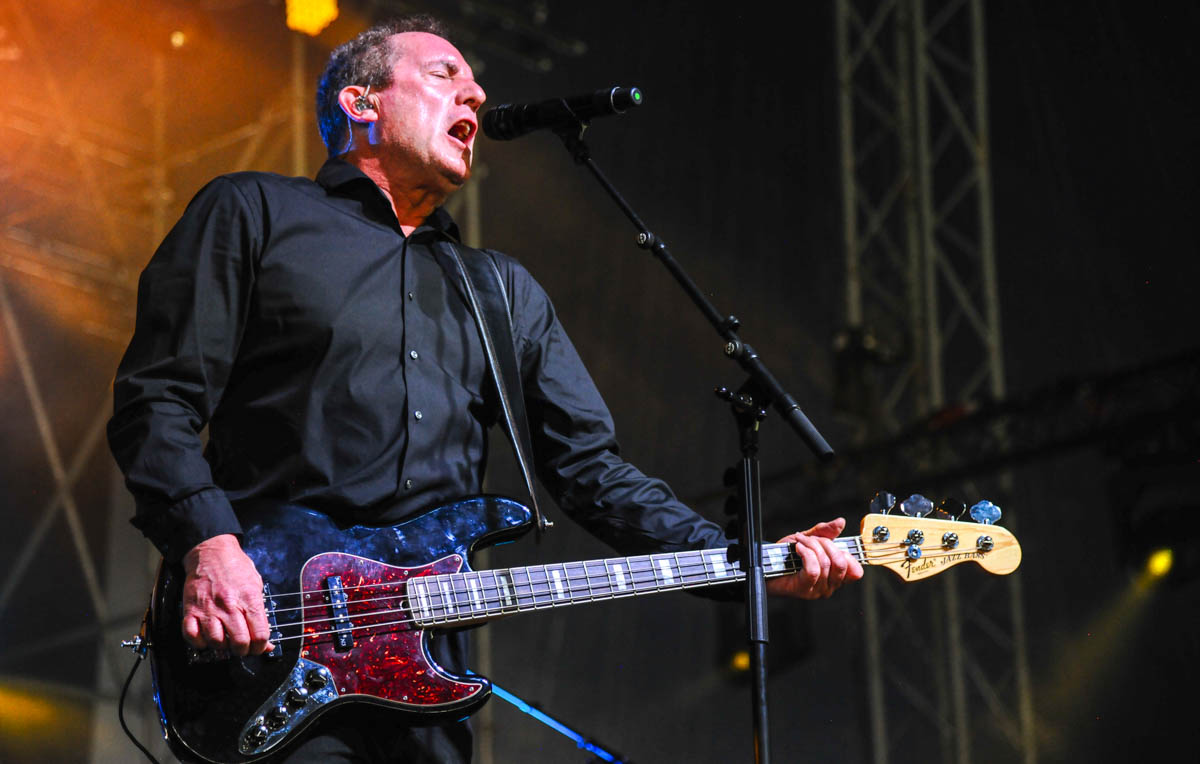 OMD @ Hello Festival Emmen, foto 4, foto's door Peter Minnebo - FrontView Magazine