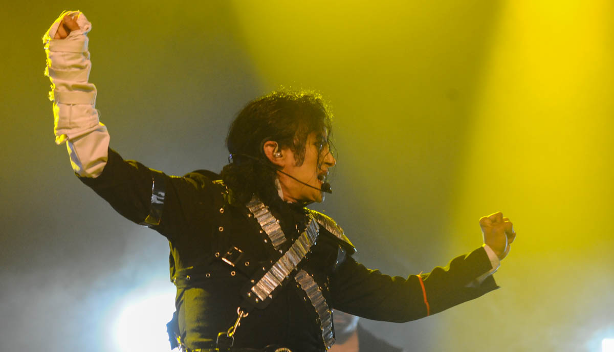 Sergio Cortes Michael Jackson @ Hello Festival Emmen, picture 7, photographed by Peter Minnebo - FrontView Magazine