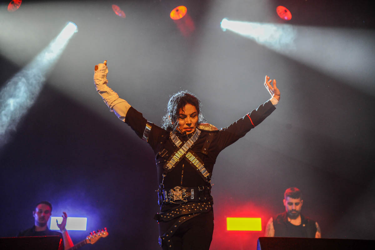 Sergio Cortes Michael Jackson @ Hello Festival Emmen, picture 13, photographed by Peter Minnebo - FrontView Magazine