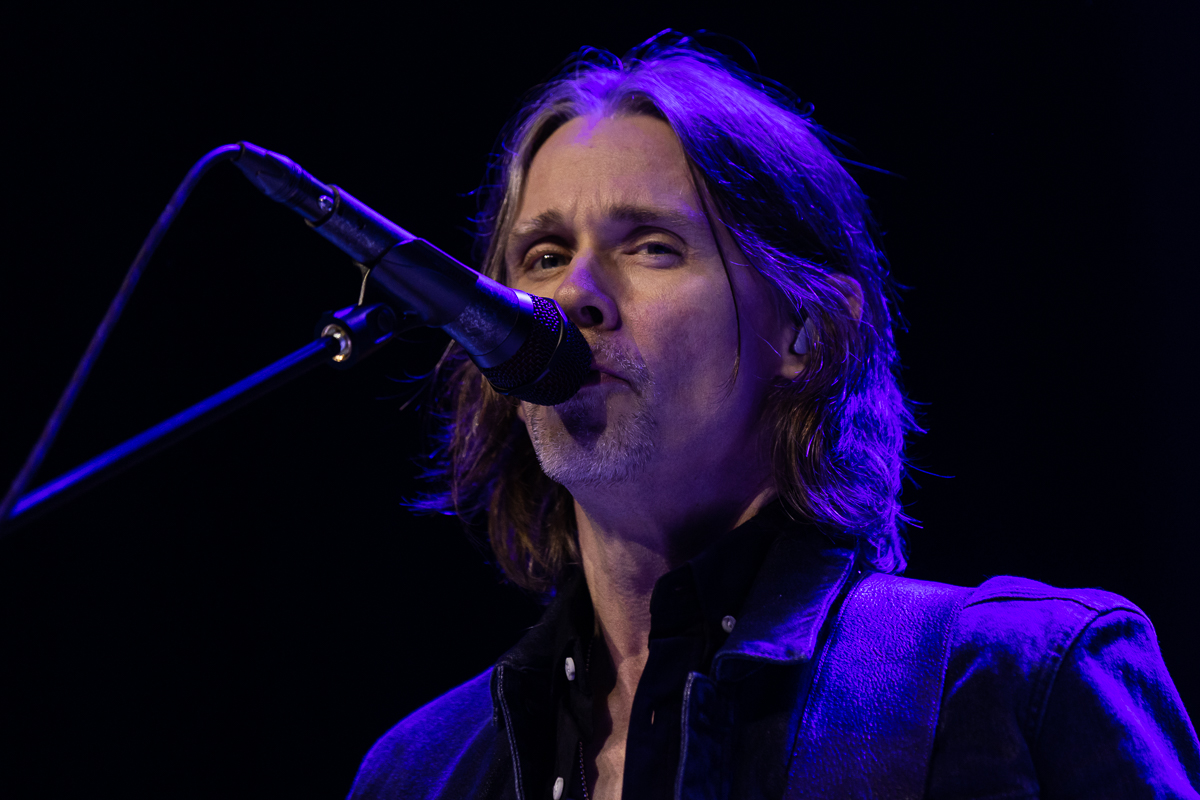 Myles Kennedy @ 013, picture 1, photographed by David Johnson - FrontView Magazine