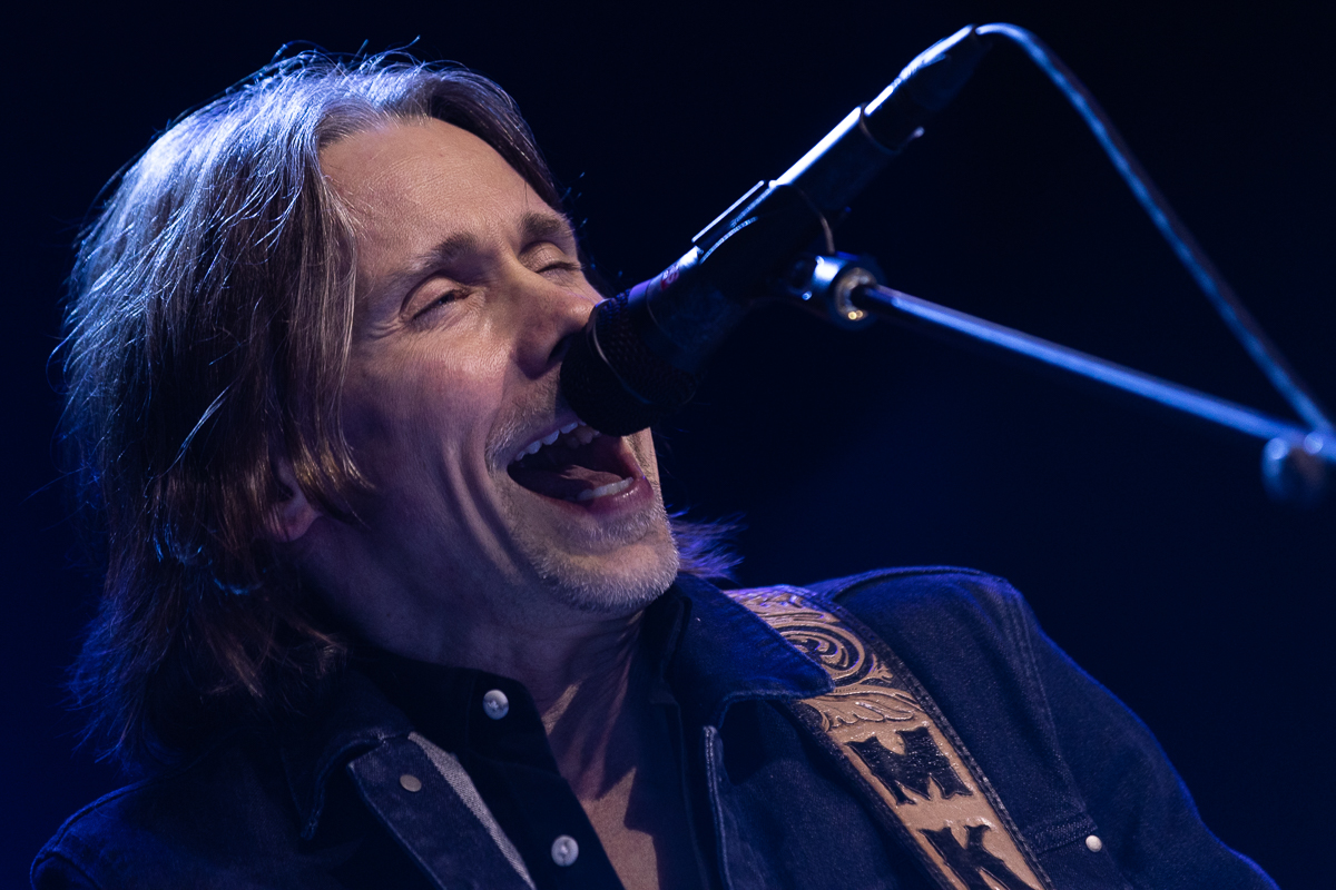 Myles Kennedy @ 013, picture 10, photographed by David Johnson - FrontView Magazine
