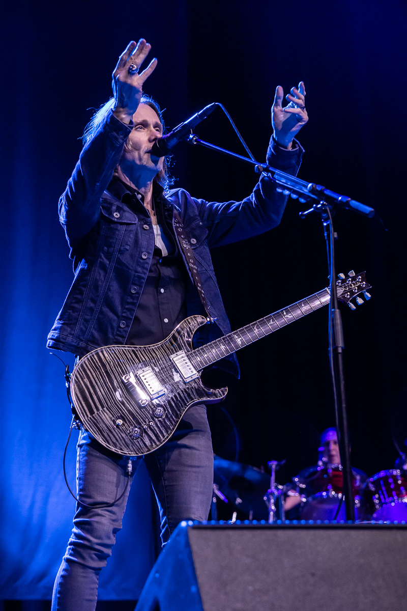 Myles Kennedy @ 013, picture 14, photographed by David Johnson - FrontView Magazine