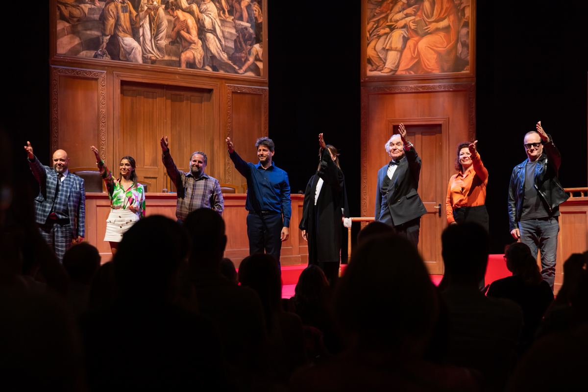 Première Assisen IV - De Sterrenmoord @ Theater Elckerlyc, picture 22, photographed by Goele Bormans - FrontView Magazine