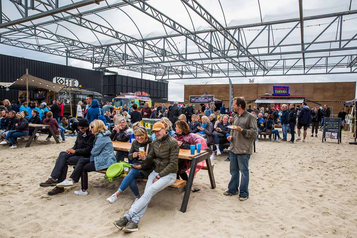 Sfeer zondag @ Live /s Live, picture 13, photographed by Marc Verdonck - FrontView Magazine