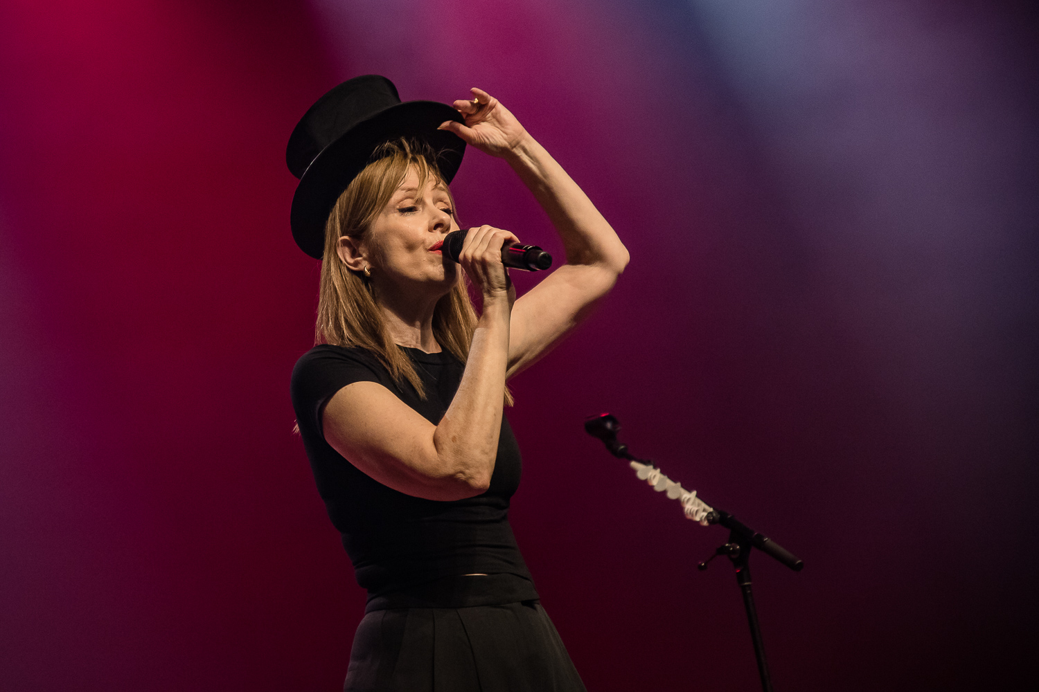 Suzanne Vega @ Het Depot, foto 4, foto's door Jürgen Bruynooghe - FrontView Magazine