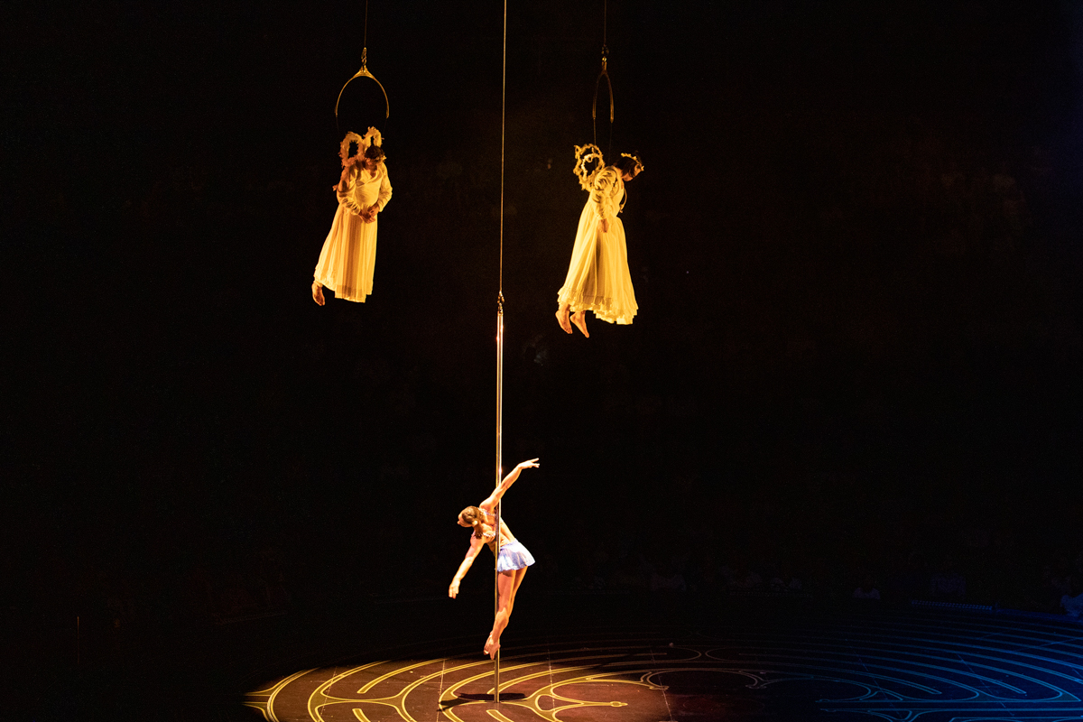 Corteo, Cirque du soleil @ Lotto Arena, picture 14, photographed by dirk janssens - FrontView Magazine