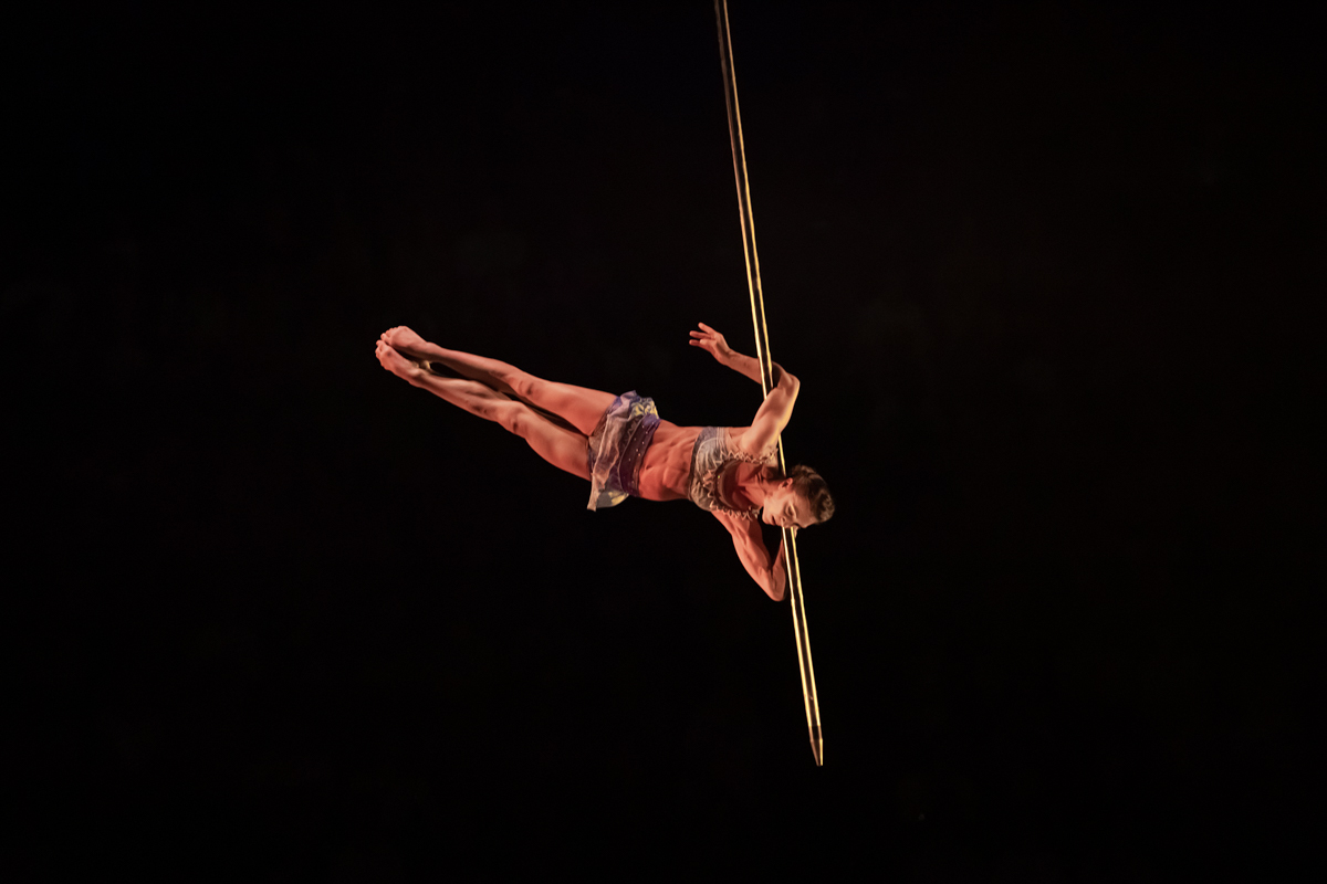 Corteo, Cirque du soleil @ Lotto Arena, picture 15, photographed by dirk janssens - FrontView Magazine