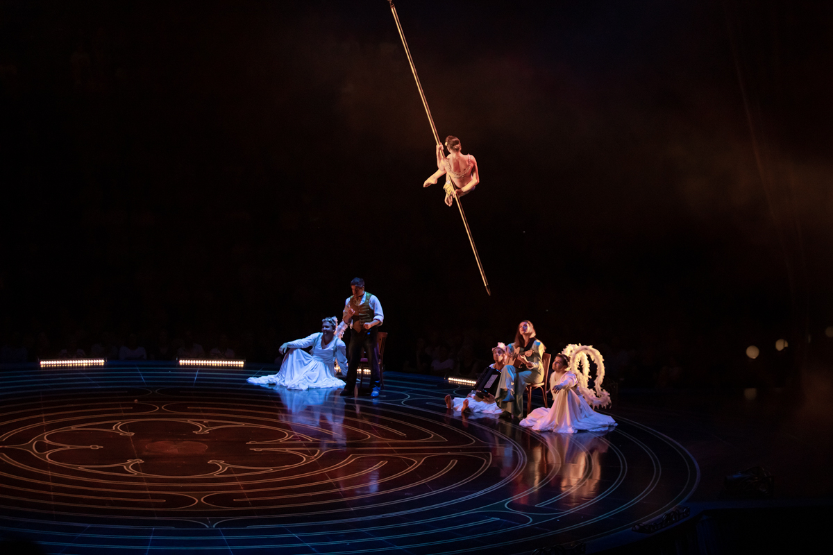 Corteo, Cirque du soleil @ Lotto Arena, picture 16, photographed by dirk janssens - FrontView Magazine