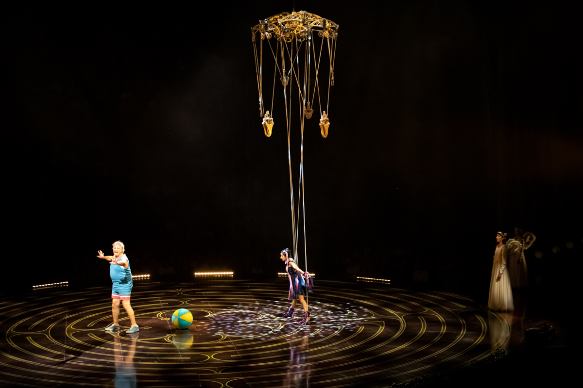 Corteo, Cirque du soleil @ Lotto Arena, picture 18, photographed by dirk janssens - FrontView Magazine