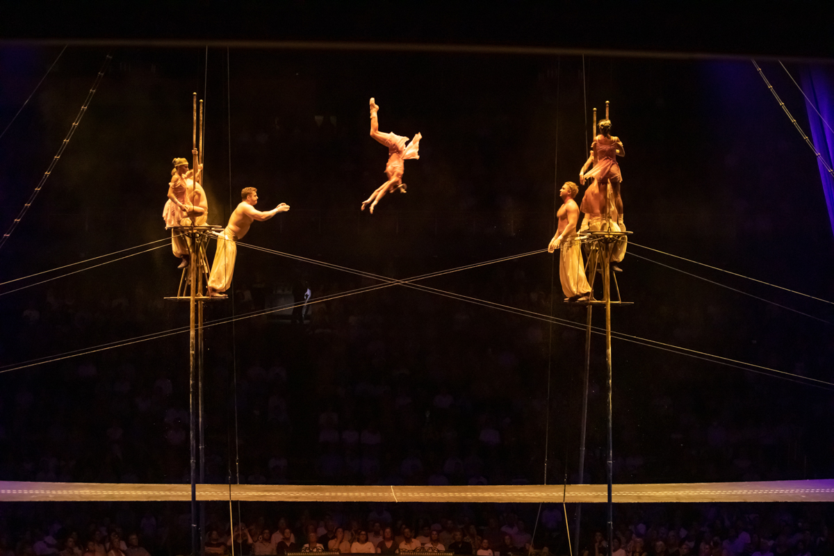 Corteo, Cirque du soleil @ Lotto Arena, picture 25, photographed by dirk janssens - FrontView Magazine
