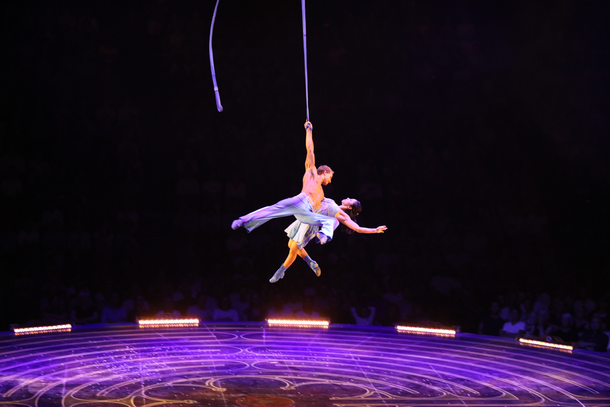 Corteo, Cirque du soleil @ Lotto Arena, picture 41, photographed by dirk janssens - FrontView Magazine