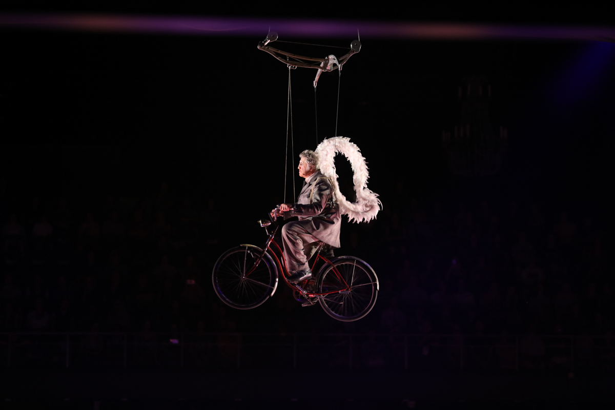 Corteo, Cirque du soleil @ Lotto Arena, picture 45, photographed by dirk janssens - FrontView Magazine