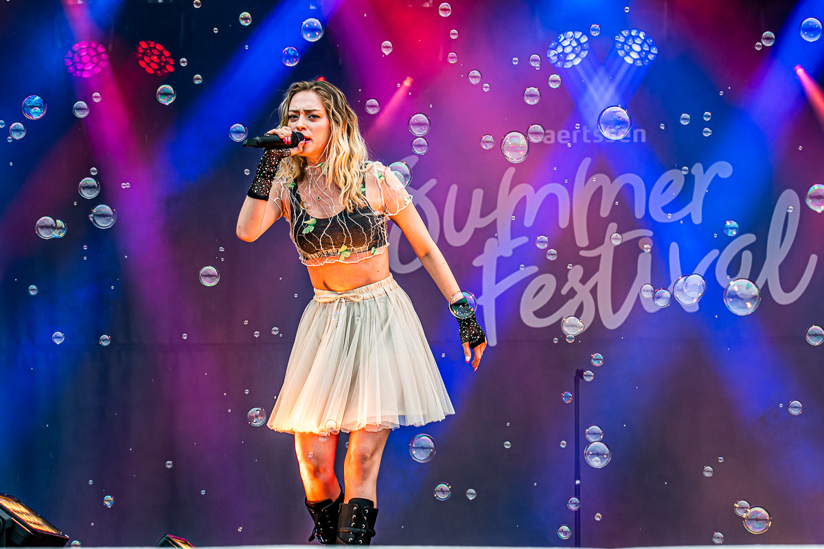 Camille @ Aertssen Summer Festival 2022, picture 21, photographed by Dimitri Vanlommel - FrontView Magazine