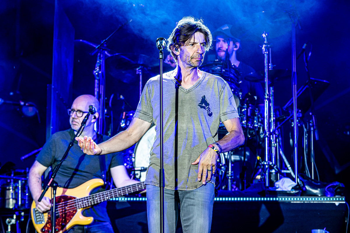 Clouseau @ Aertssen Summer Festival 2022, picture 23, photographed by Dimitri Vanlommel - FrontView Magazine