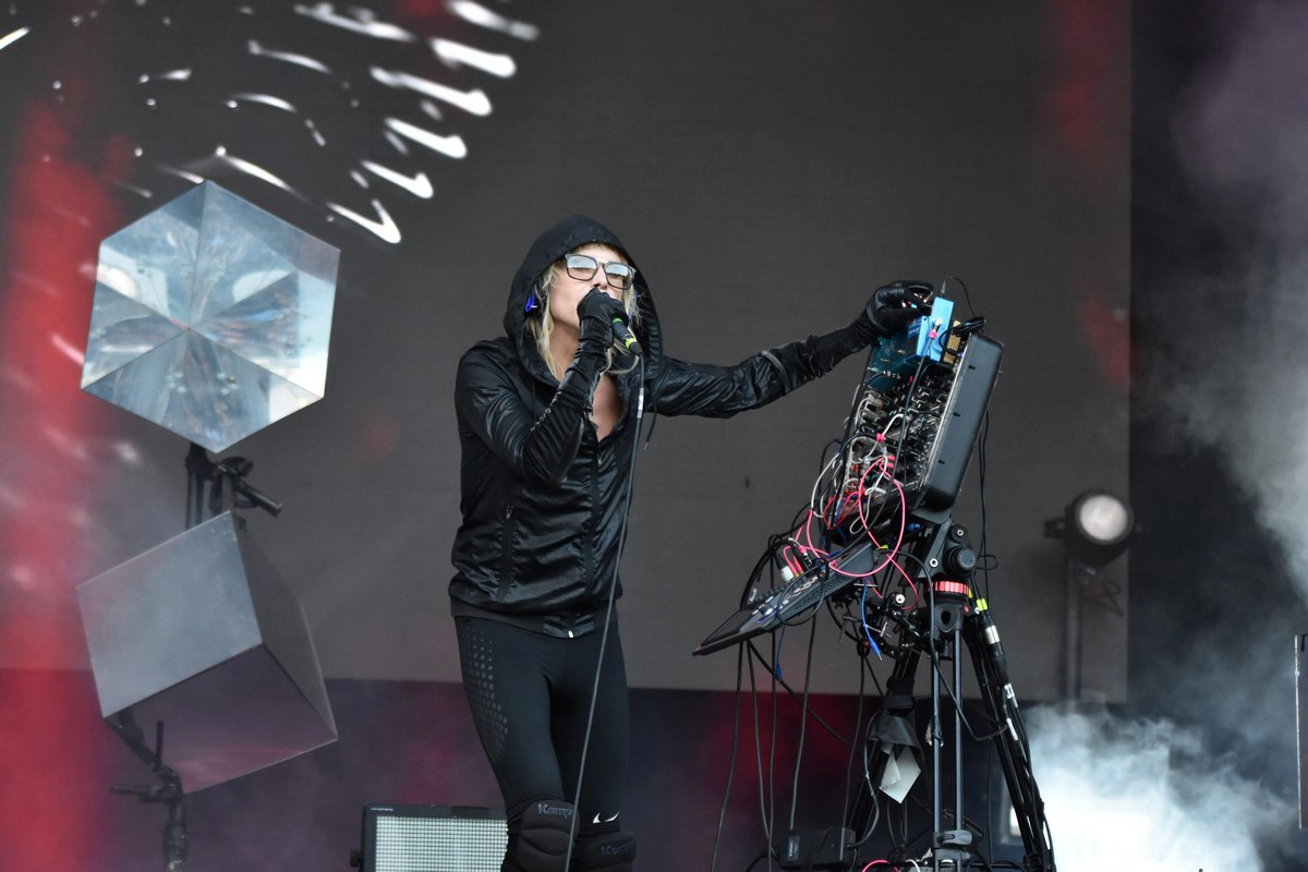 IAMX (Machinate) @ Sinner's day Summer, picture 3, photographed by Luc Klinckaert - FrontView Magazine