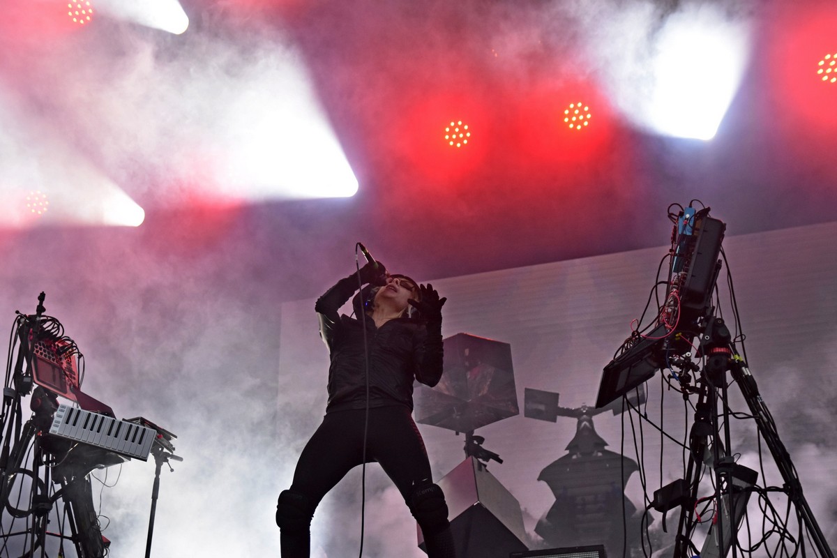 IAMX (Machinate) @ Sinner's day Summer, picture 8, photographed by Luc Klinckaert - FrontView Magazine