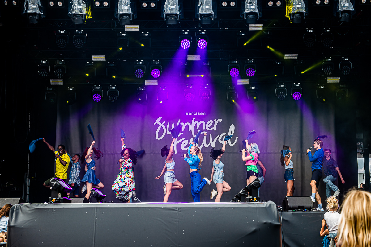 #LikeMe @ Aertssen Summer Festival 2022, picture 2, photographed by Dimitri Vanlommel - FrontView Magazine