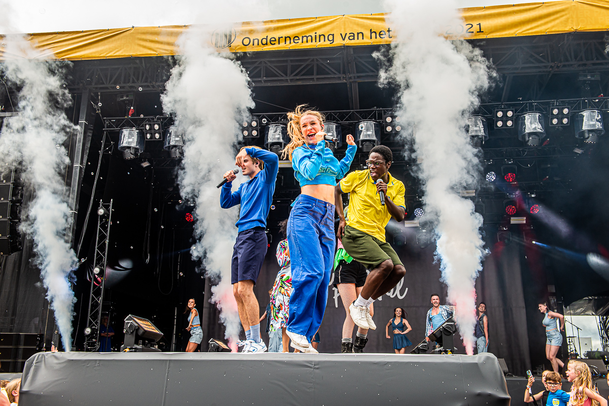 #LikeMe @ Aertssen Summer Festival 2022, picture 8, photographed by Dimitri Vanlommel - FrontView Magazine