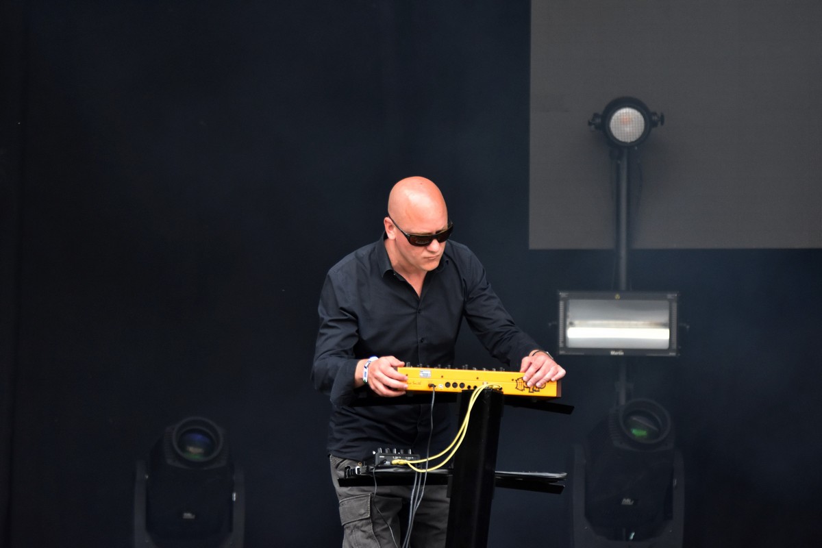 Dive @ Sinner' s day Summer, picture 2, photographed by Luc Klinckaert - FrontView Magazine
