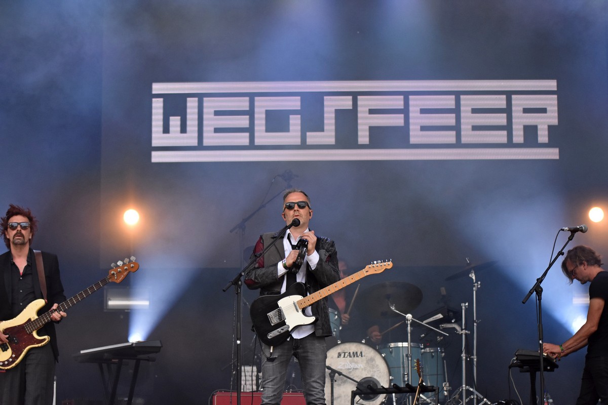 Wegsfeer @ Sinner's day Summer, picture 2, photographed by Luc Klinckaert - FrontView Magazine