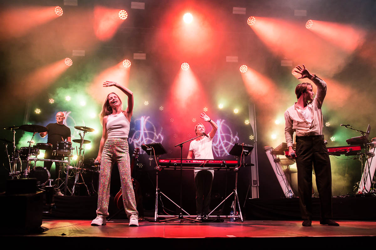 Regi Live + special guests @ Casa Blanca 2022, picture 6, photographed by Marc Verdonck - FrontView Magazine