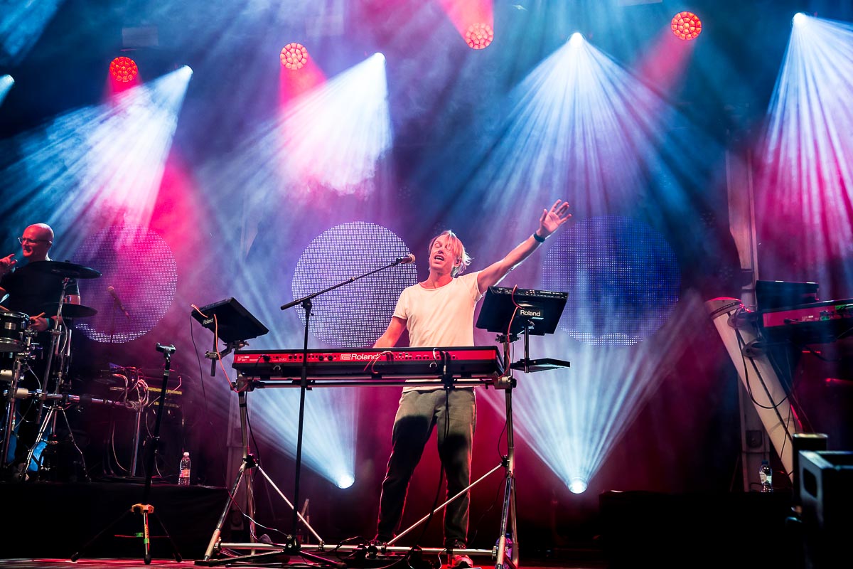 Regi Live + special guests @ Casa Blanca 2022, picture 16, photographed by Marc Verdonck - FrontView Magazine