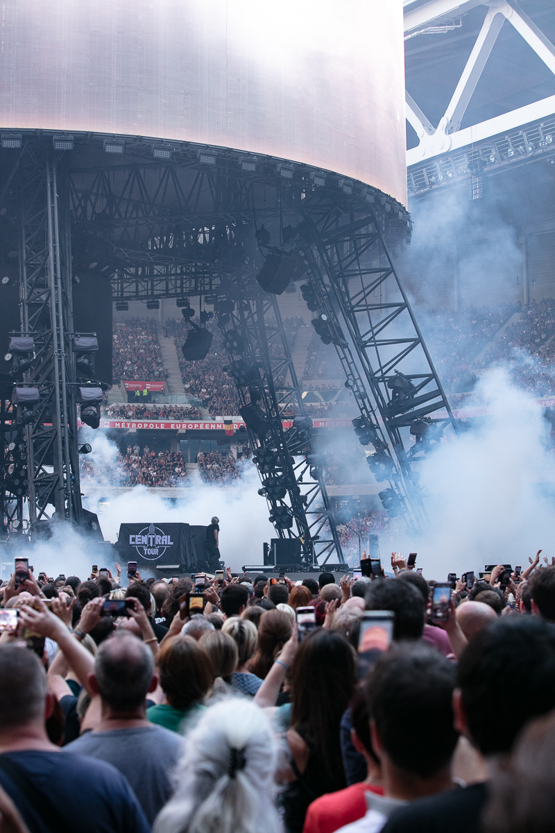 Indochine - Central Tour @ Stade Pierre Mauroy, picture 3, photographed by FrontView Magazine