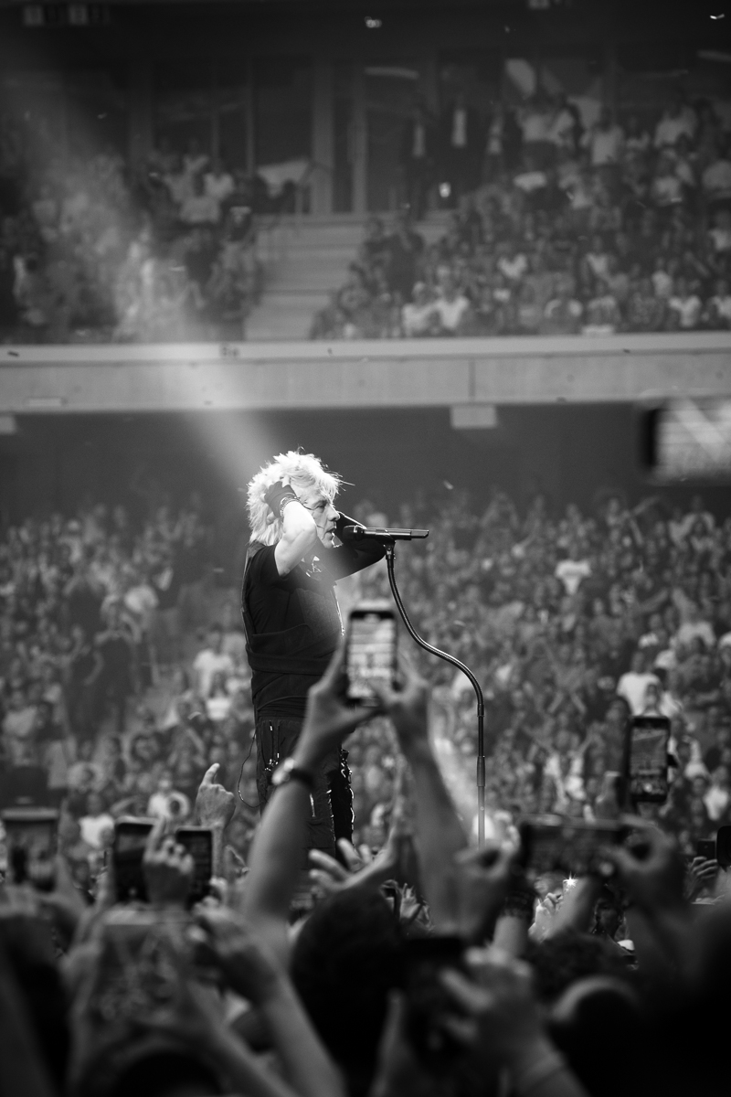 Indochine - Central Tour @ Stade Pierre Mauroy, picture 21, photographed by FrontView Magazine