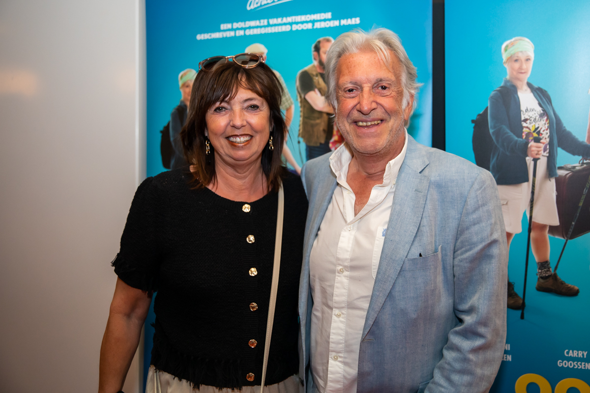 Première Oost West, Thuis Best @ Fakkeltheater - Rode Zaal, foto 11, foto's door Goele Bormans - FrontView Magazine