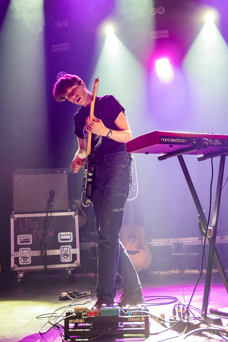 Lila Drew @ Ancienne Belgique, picture 7, photographed by Jürgen Bruynooghe - FrontView Magazine
