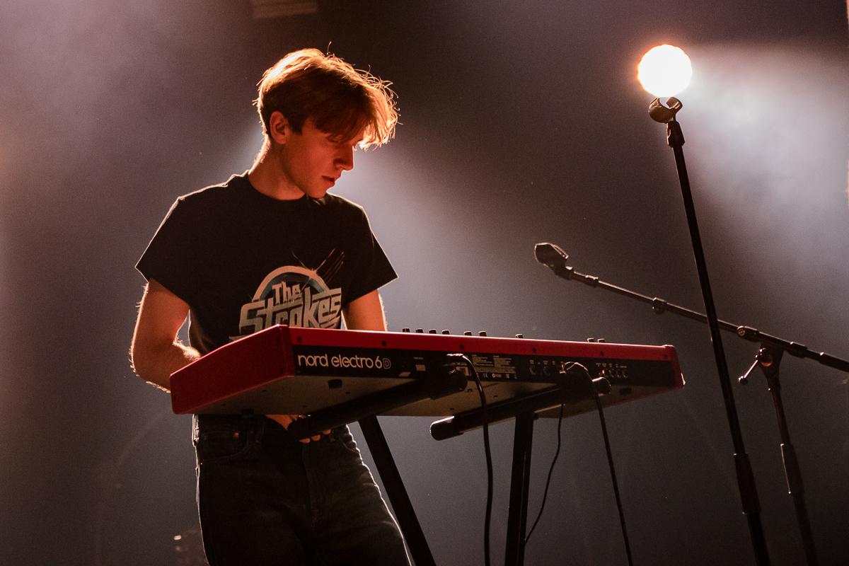 Lila Drew @ Ancienne Belgique, picture 9, photographed by Jürgen Bruynooghe - FrontView Magazine