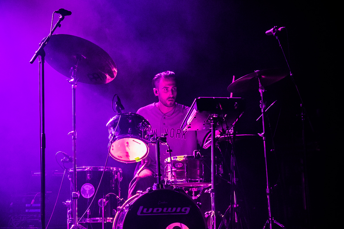 Lila Drew @ Ancienne Belgique, picture 24, photographed by Jürgen Bruynooghe - FrontView Magazine
