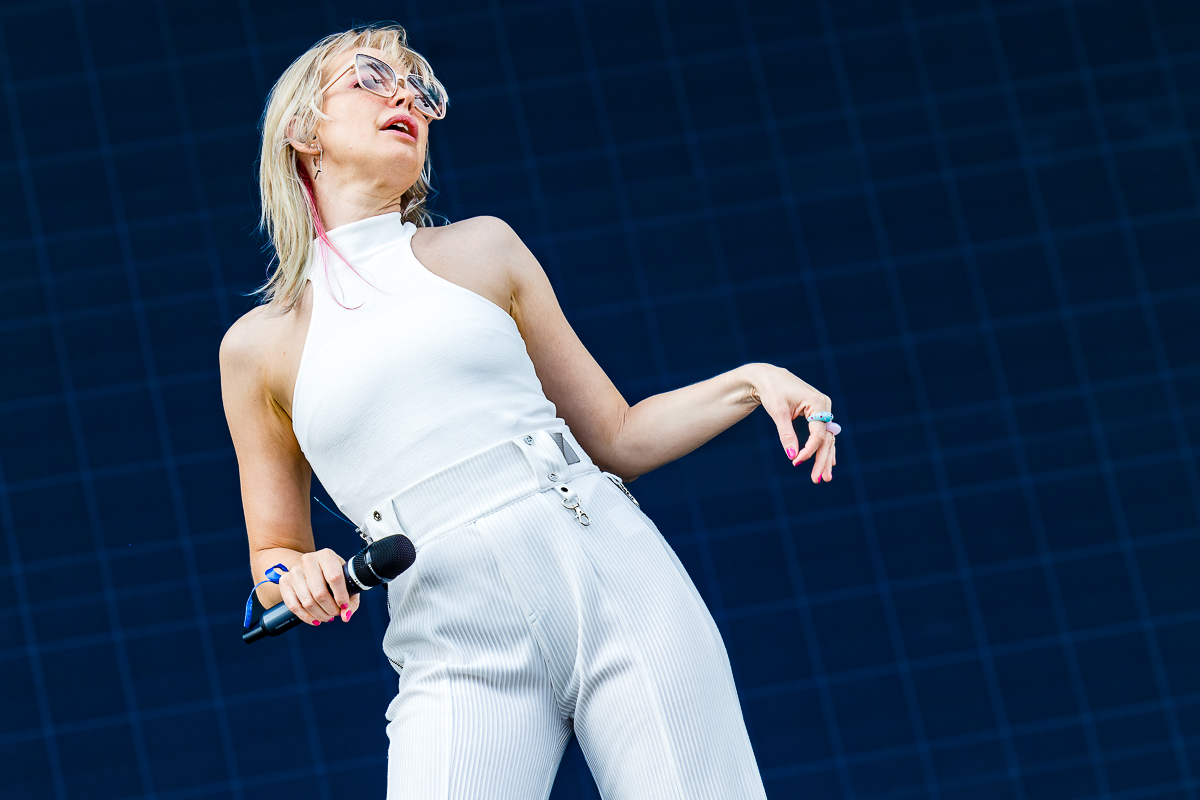 Inge Van Calkar @ Bospop 2022, foto 4, foto's door Dorien Goetschalckx - FrontView Magazine