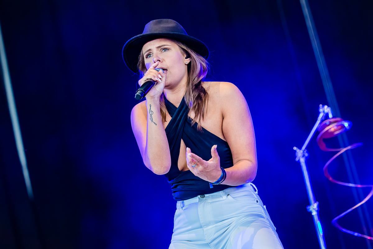 Mell & Vintage Future @ Bospop 2022, foto 3, foto's door Dorien Goetschalckx - FrontView Magazine