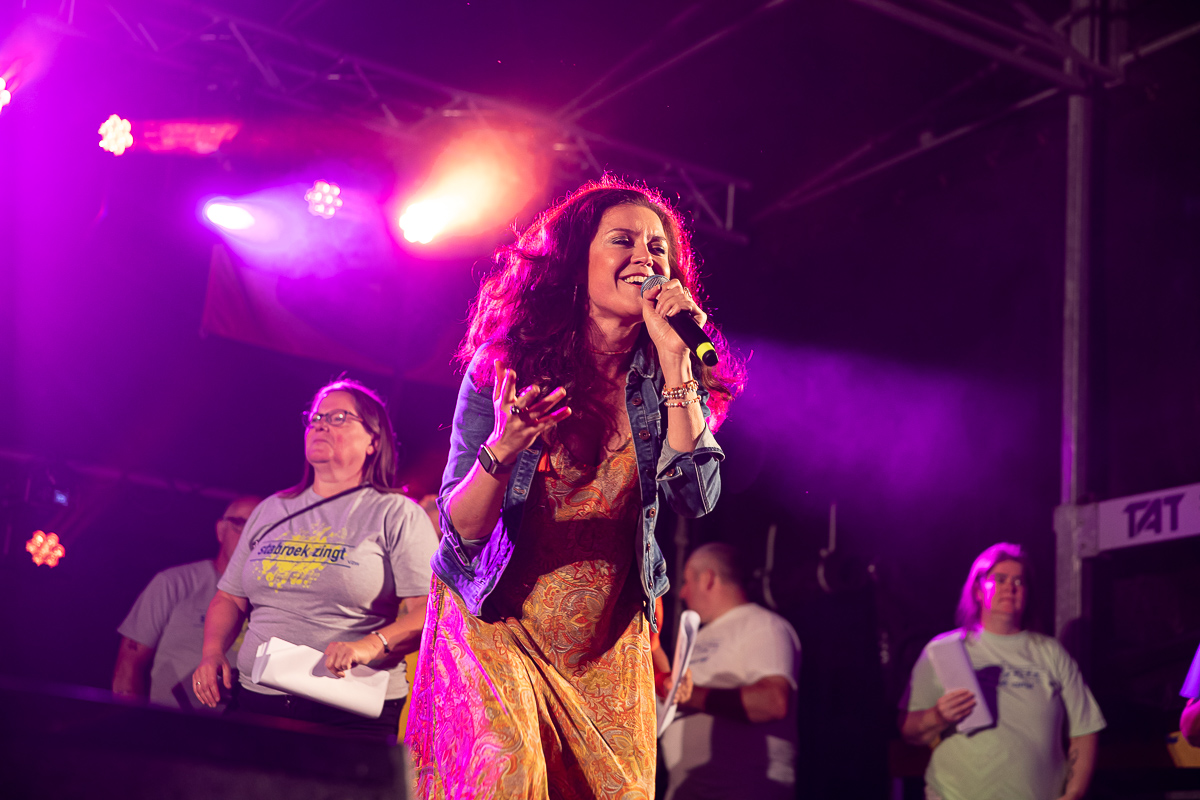 Amaryllis Temmerman @ Stabroek Zingt, picture 4, photographed by Dimitri Vanlommel - FrontView Magazine