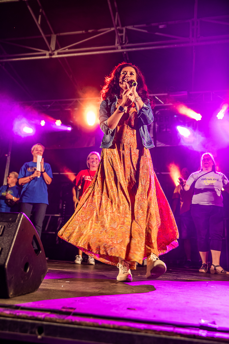 Amaryllis Temmerman @ Stabroek Zingt, picture 6, photographed by Dimitri Vanlommel - FrontView Magazine