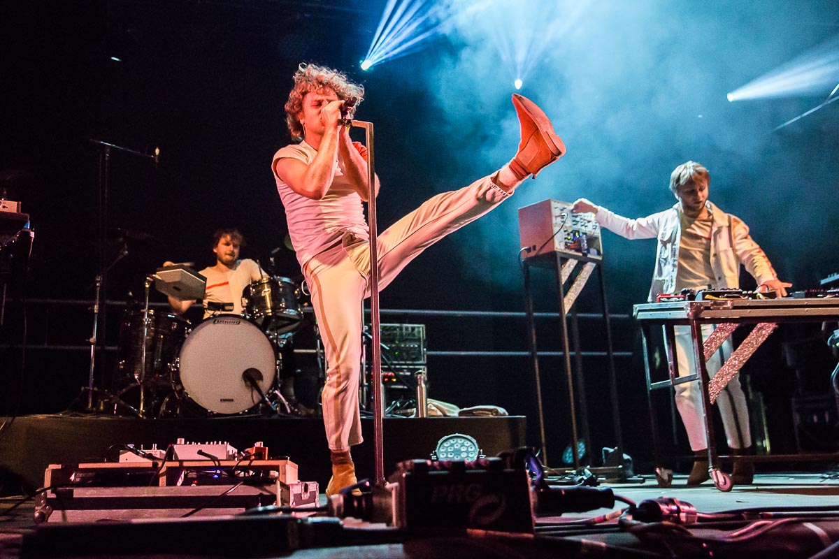 Compact Disk Dummies @ Linkerwoofer 2022, picture 2, photographed by Marc Verdonck - FrontView Magazine