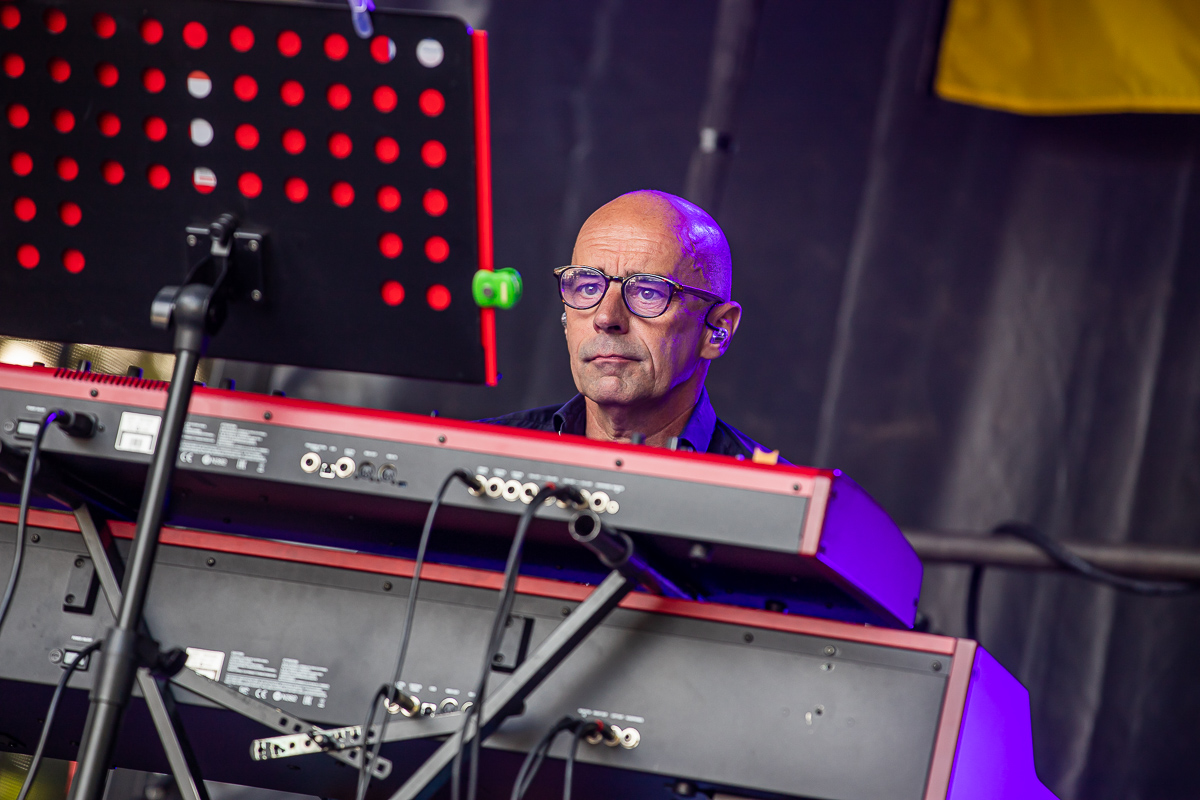 Gene Thomas @ Stabroek Zingt, foto 2, foto's door Dimitri Vanlommel - FrontView Magazine
