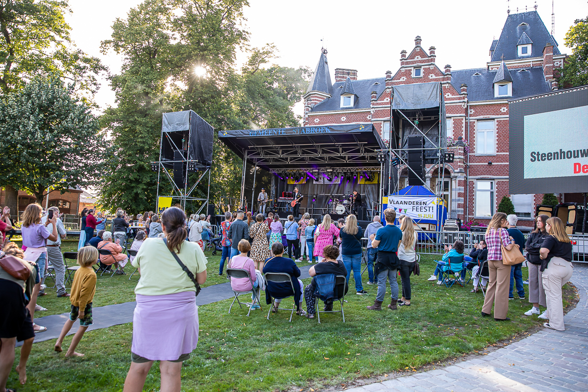 Gene Thomas @ Stabroek Zingt, foto 15, foto's door Dimitri Vanlommel - FrontView Magazine