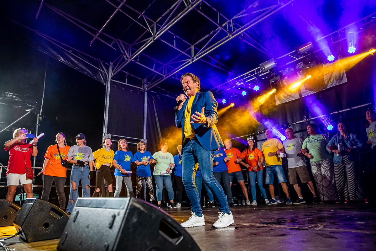 Luc Steeno @ Stabroek Zingt, picture 7, photographed by Dimitri Vanlommel - FrontView Magazine