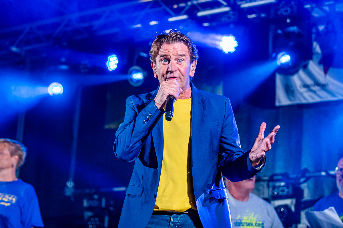 Luc Steeno @ Stabroek Zingt, picture 17, photographed by Dimitri Vanlommel - FrontView Magazine