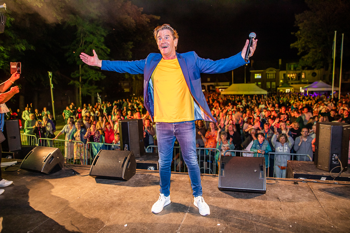 Luc Steeno @ Stabroek Zingt, picture 21, photographed by Dimitri Vanlommel - FrontView Magazine