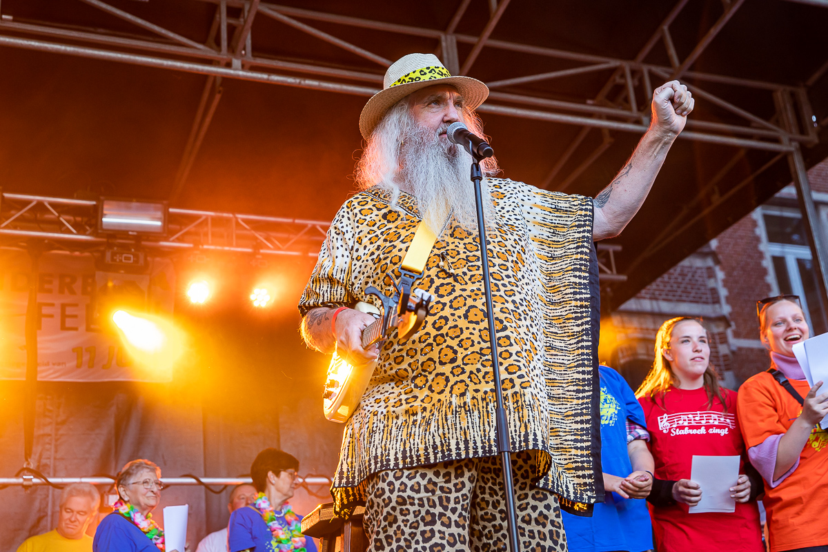 Zjuul Krapuul @ Stabroek Zingt, picture 1, photographed by Dimitri Vanlommel - FrontView Magazine