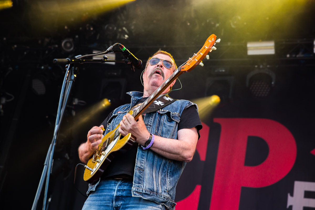 Clement Peerens Explosition @ Linkerwoofer 2022, picture 2, photographed by Marc Verdonck - FrontView Magazine