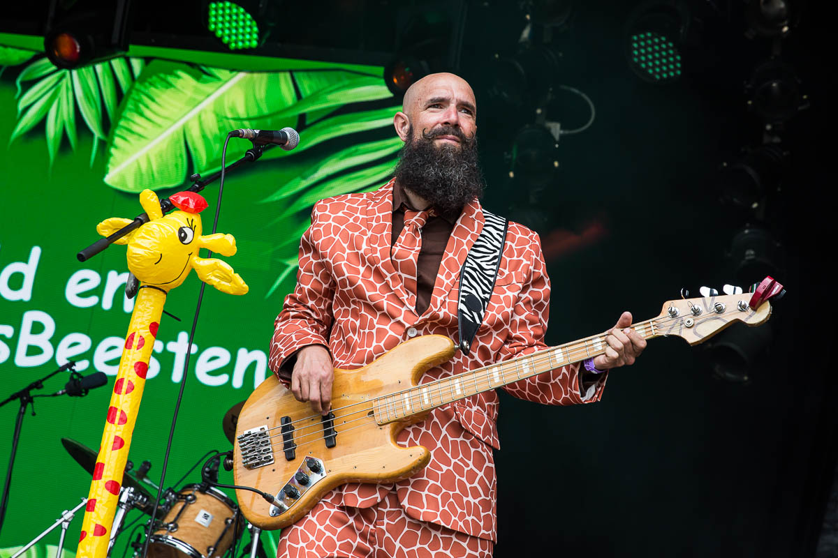 Reginald en de Bosbeesten @ Linkerwoofer 2022, picture 5, photographed by Marc Verdonck - FrontView Magazine