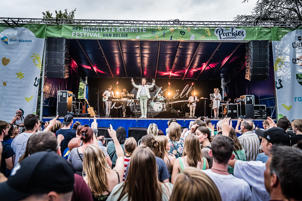 Bart Kaëll Live @ Parkies Sint-Niklaas, picture 1, photographed by Danny Wagemans - FrontView Magazine