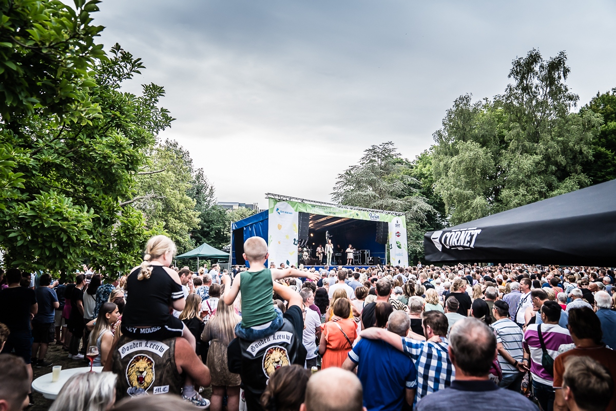 Bart Kaëll Live @ Parkies Sint-Niklaas, picture 6, photographed by Danny Wagemans - FrontView Magazine