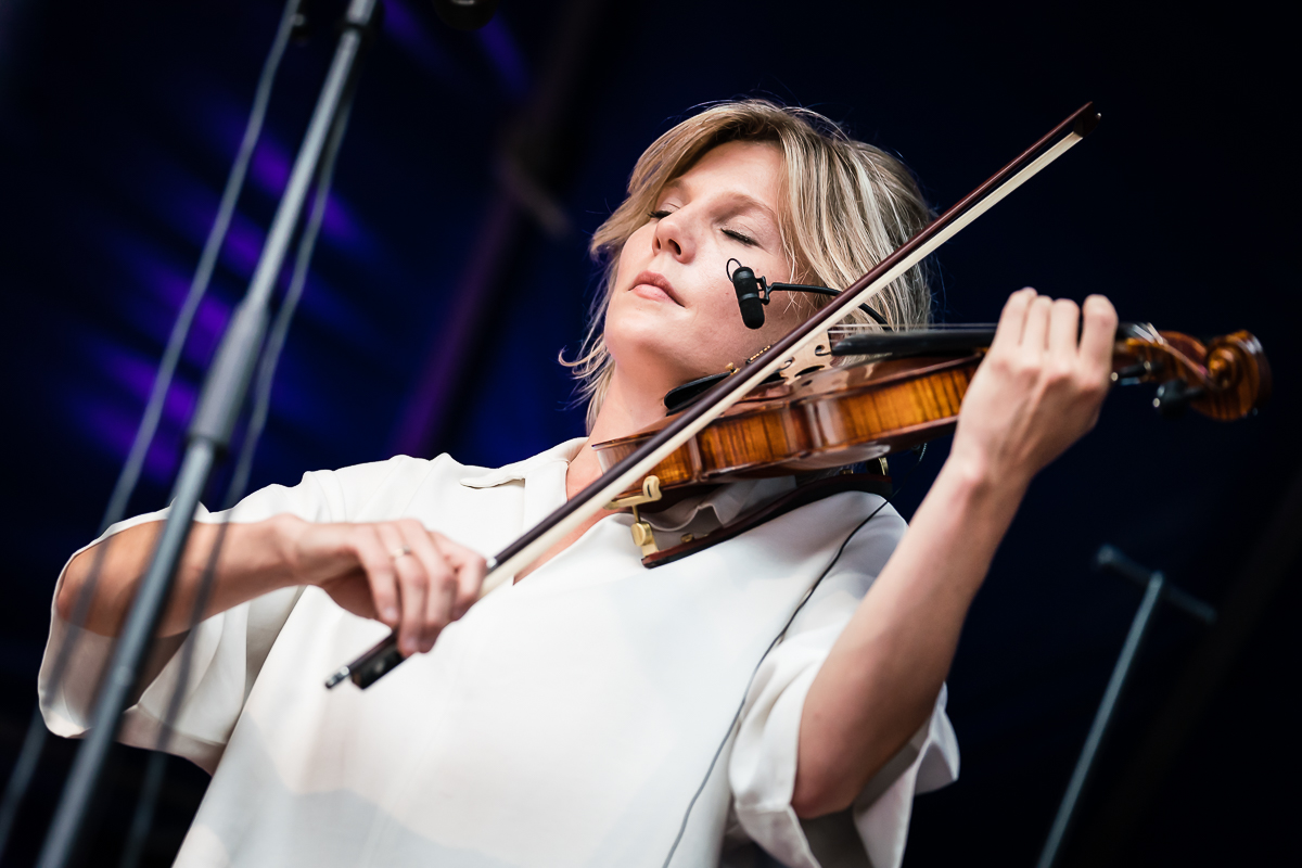 Bart Kaëll Live @ Parkies Sint-Niklaas, picture 16, photographed by Danny Wagemans - FrontView Magazine